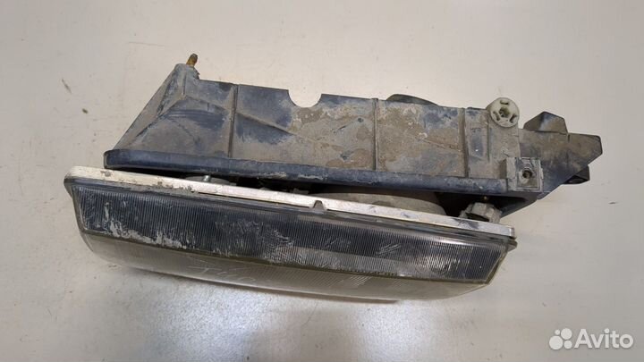 Фара (передняя) Land Rover Range Rover 2, 2001