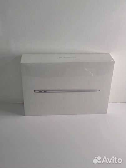 Macbook air 13 m1 8/256 Silver