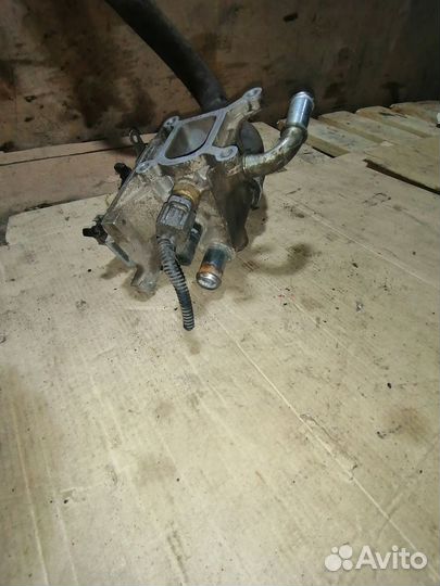 Корпус термостата Форд Фокус 2