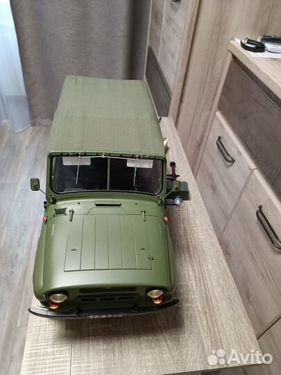 Модель масштаб 1/8 УАЗ-469