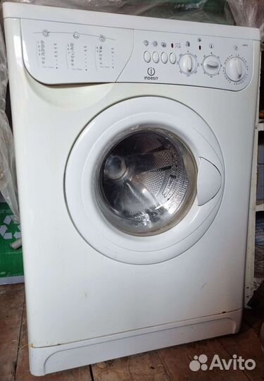 Стиральная машина indesit