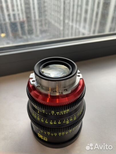 Объектив Meike Prime 50mm T2.1 Cine Lens (Canon)