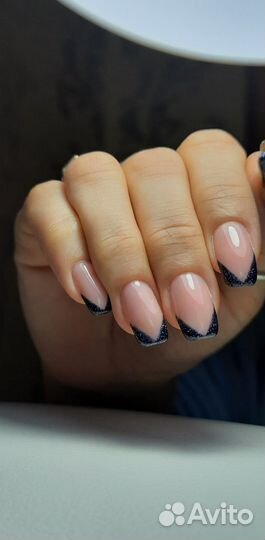 Маникюр, педикюр, гель лак