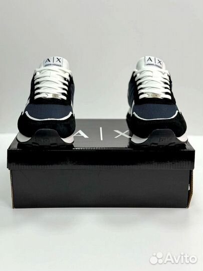 Кроссовки Armani хорошие