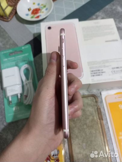iPhone 7, 32 ГБ