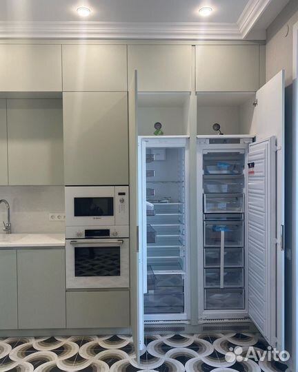 Кухня угловая в потолок