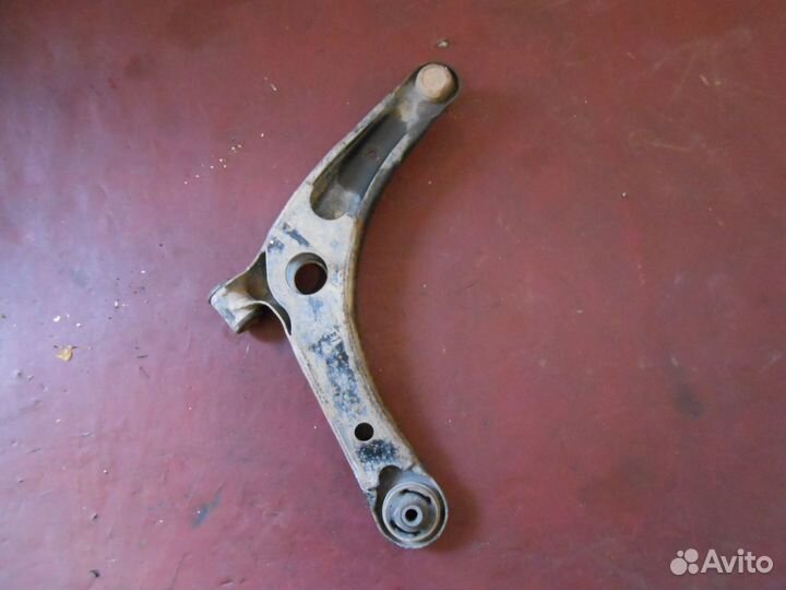 Рычаг нижний передний Outlander Аутлендер левый