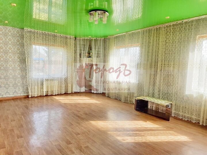 Дом 131 м² на участке 10 сот.