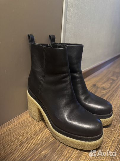 Ботинки женские 39 размера