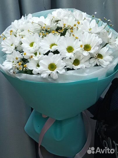 Букет из хризантемы ромашковой