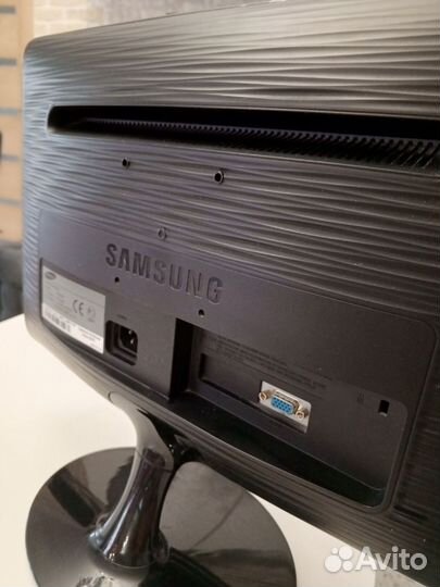 Монитор Samsung 18.5