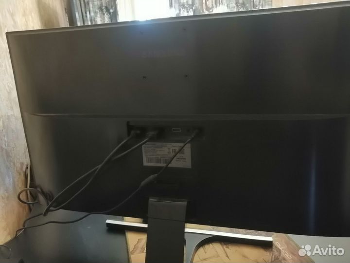 Монитор Samsung 4k (U28E590D)
