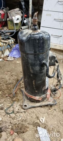 Компрессор Daikin JT160G-P8Y1