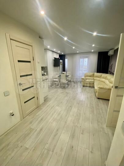 2-к. квартира, 42 м², 7/10 эт.