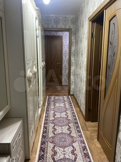 2-к. квартира, 54 м², 3/9 эт.