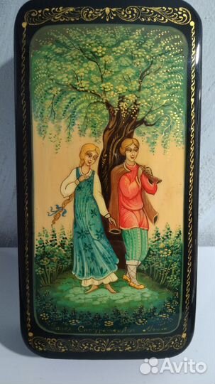 Лаковая шкатулка-миниатюра