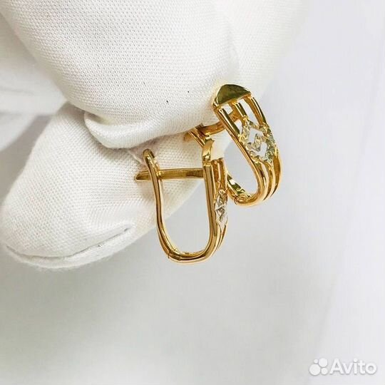 Золотые серьги