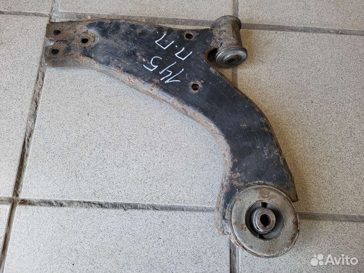 Передний рычаг Ford Mondeo 3