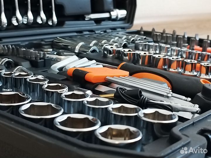 Набор инструментов 121