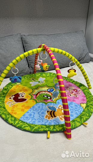 Развивающий коврик для малышей