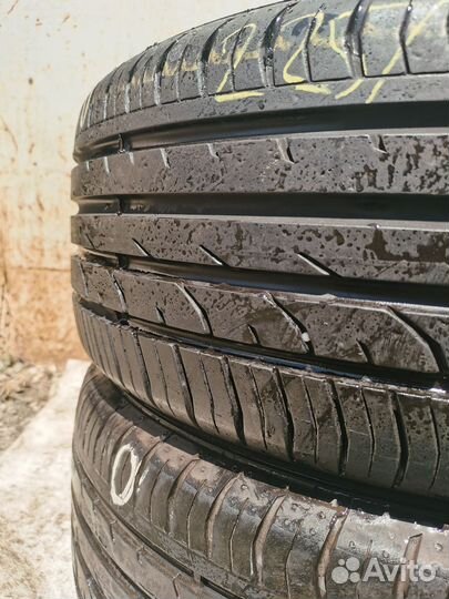 Continental ContiPremiumContact 2 225/55 R17 97W