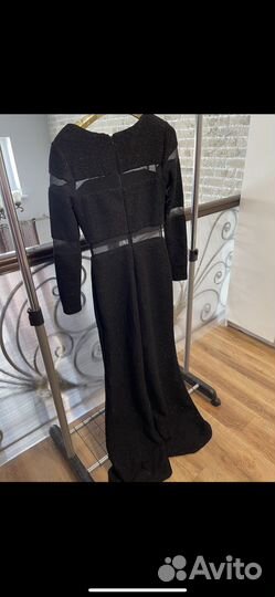 Вечернее черное платье в пол