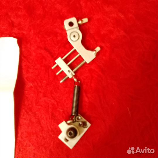 Пружина с креплением для педали бас барабана