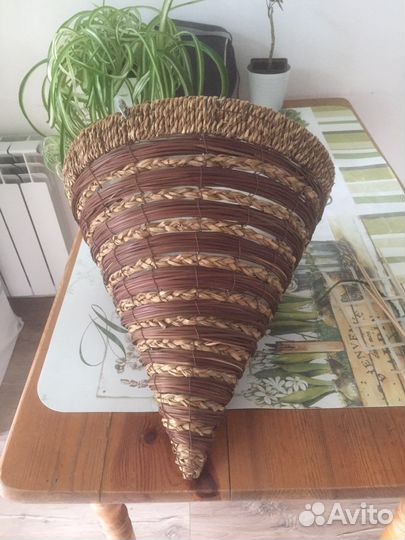 Кашпо подвесное плетеное