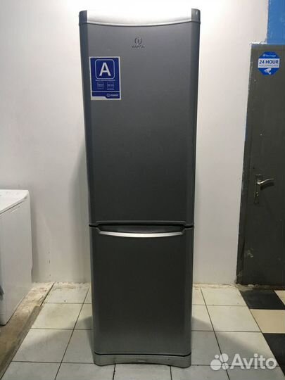 Холодильник indesit