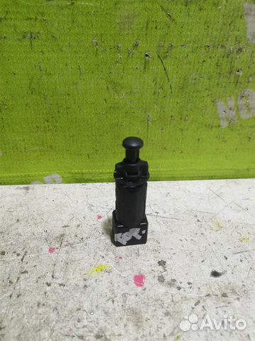 Датчик включения стопсигнала Рено Клио 2 Симбол