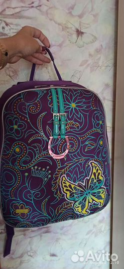 Рюкзак школьный для девочки 1-4 класс