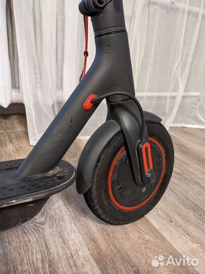 Электросамокат Xiaomi m365 Pro (оригинал)