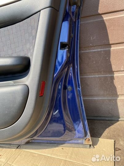 Передняя правая дверь Audi A6 C5