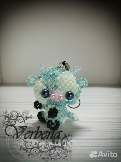 Брелок из бисера 