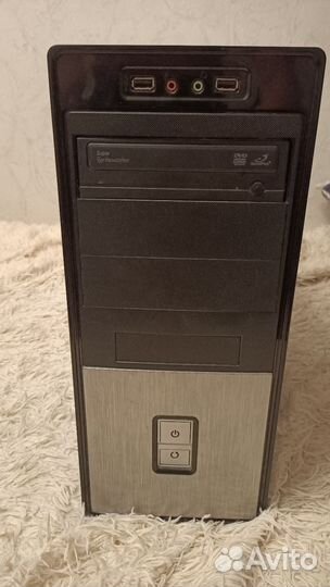 Материнская плата Gigabyte AM3+ с корпусом