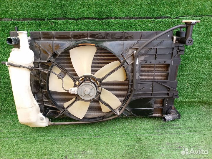 Радиатор охлаждения Mitsubishi Colt Plus Z27W Z23W