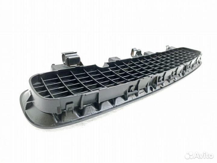 Решетка капота правая Bmw X5 E53