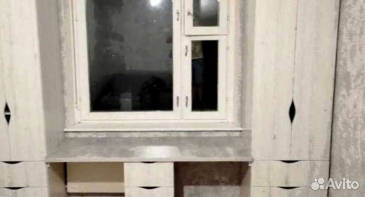 Рабочая зона у окна