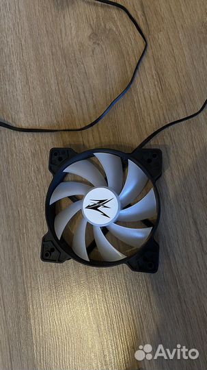 Корпусные вентиляторы Zalman 3 140мм, 3 120мм