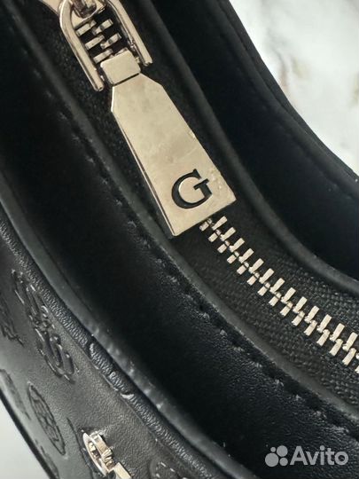 Сумка guess новая