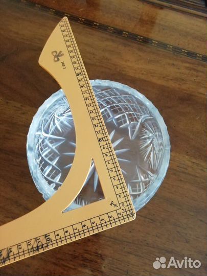 Хрустальная ваза