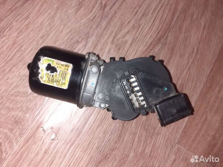 Моторчик дворников Renault Symbol 1