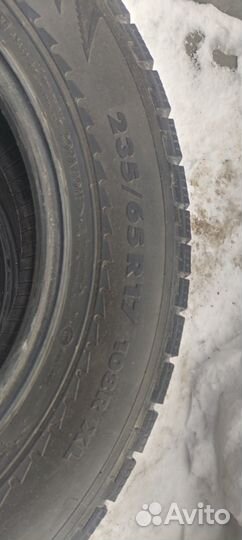 Nokian Tyres Hakkapeliitta R 235/65 R17 107M