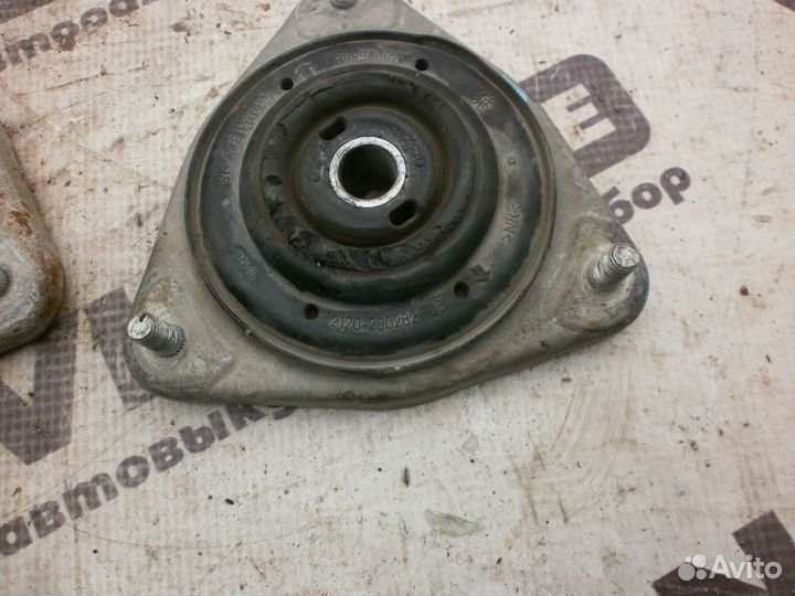 Опоры передних стоек Лада Приора