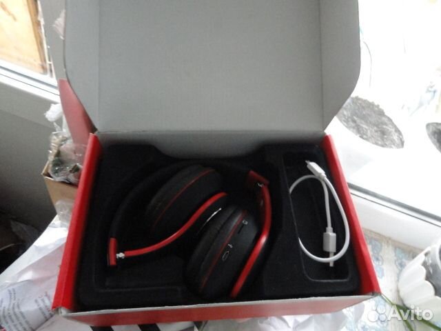 Наушники беспроводные JBL, новые красивые