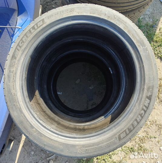 Michelin Pilot Sport 4 225/45 R17 94Y