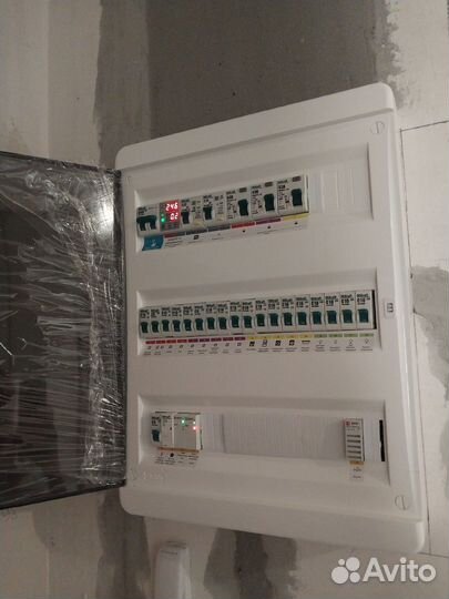 Электрик. Услуги электрика. Электромонтаж