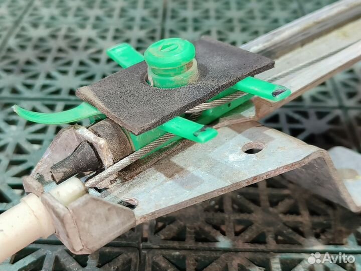 Стеклоподъёмник задний правый Fiat Punto II