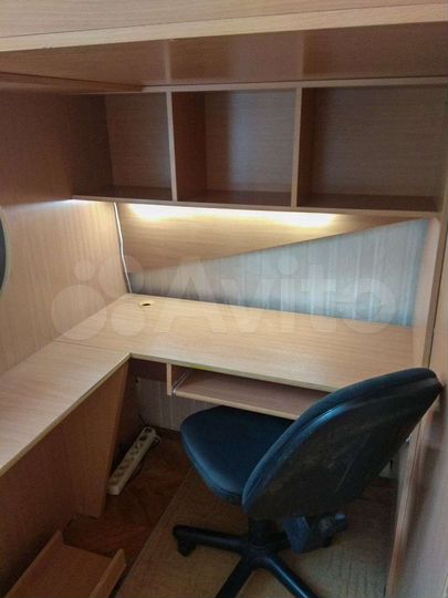 Комната 11 м² в 5-к., 4/4 эт.