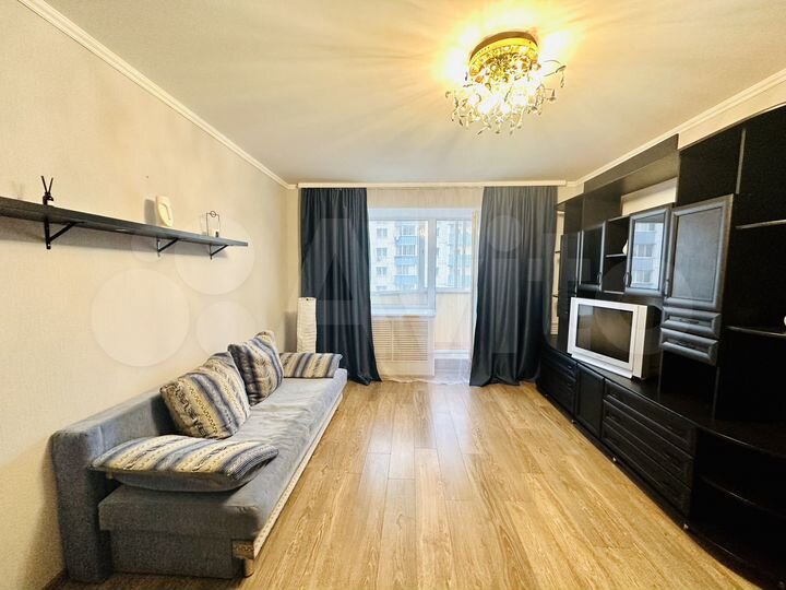 2-к. квартира, 72 м², 6/14 эт.